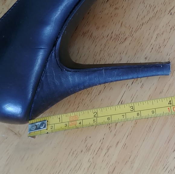 Mossimo Heels - Picture 3 of 5